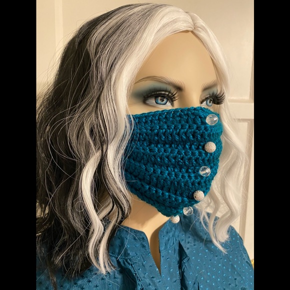 Decorative Hand-knitted Face Mask - Picture 2 of 8